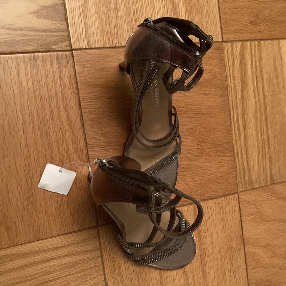 Christian Soriano for Payless Straps 3 1/2” Heels - Picture 4 of 7